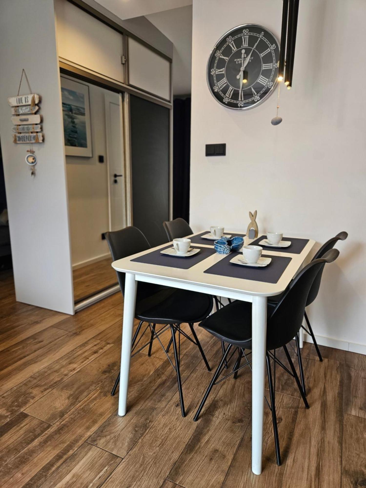 Apartament Grunwaldzka 105 Z Tarasem 5O M Do Plazy 波别罗沃 外观 照片